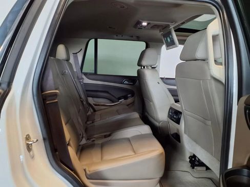Used 2019 Chevrolet Tahoe LT AWD/4WD image 11