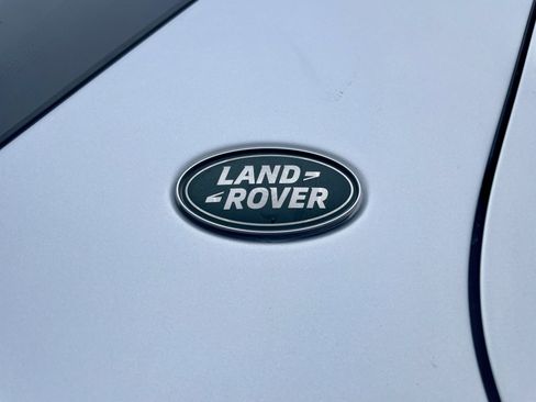 Certified 2024 Land Rover Discovery Sport S image 38