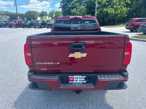 Used 2018 Chevrolet Colorado Z71 AWD/4WD image 4