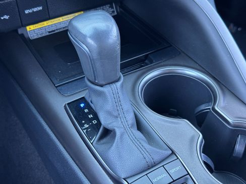 Used 2021 Toyota Camry XSE image 27