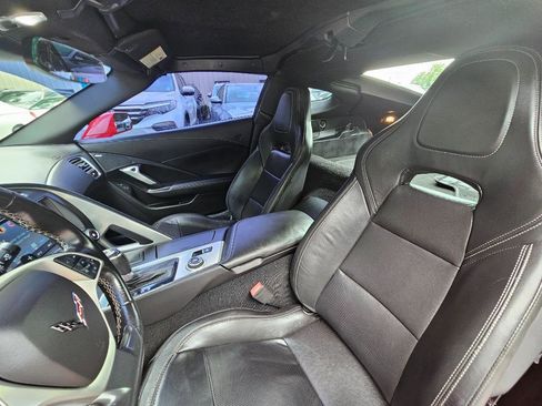 Used 2017 Chevrolet Corvette Stingray Coupe w/ Carbon Flash Badge Package image 45