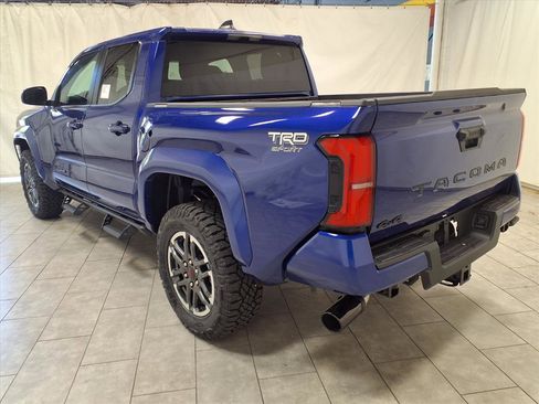 New 2025 Toyota Tacoma TRD Sport image 7
