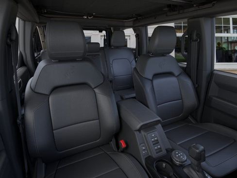 New 2026 Ford Bronco Badlands AWD/4WD image 10