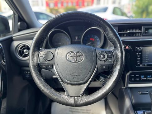 Certified 2018 Toyota Corolla iM w/ Carpet Mat Package (TMS) FWD image 29