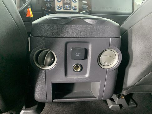 Used 2015 Ford F350 Platinum image 32