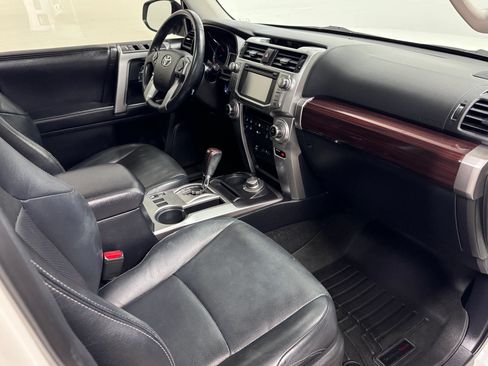 Used 2016 Toyota 4Runner Limited w/ Convenience Package AWD/4WD image 12