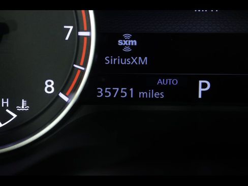 Used 2025 Nissan Rogue SV AWD/4WD image 24