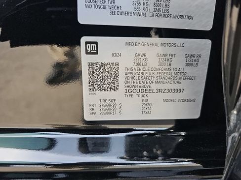 Used 2024 Chevrolet Silverado 1500 RST w/ Z71 Off-Road Package AWD/4WD image 35