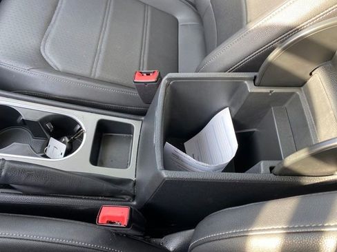 Used 2022 Volkswagen Passat 2.0T image 12