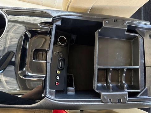 Used 2013 Ford Fusion SE FWD image 39