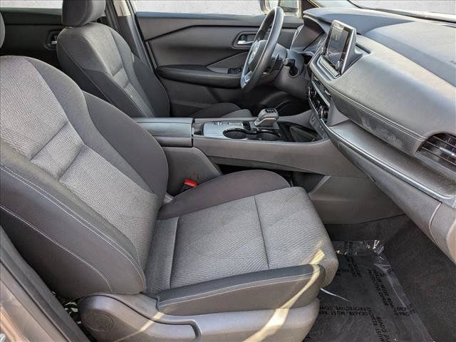 Used 2024 Nissan Rogue SV FWD image 27