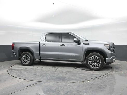Used 2025 GMC Sierra 1500 Denali Ultimate AWD/4WD image 8