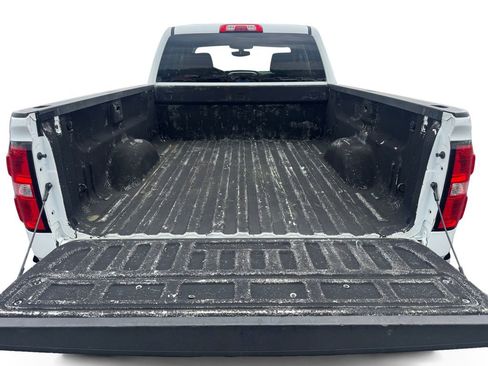 Used 2019 GMC Sierra 1500 SLE w/ SLE Value Package image 19