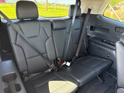 Used 2024 Kia Telluride S w/ S Sunroof Package AWD/4WD image 16