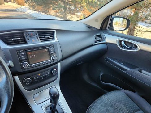 Used 2015 Nissan Sentra SR image 16