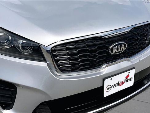 Used 2020 Kia Sorento LX FWD image 30
