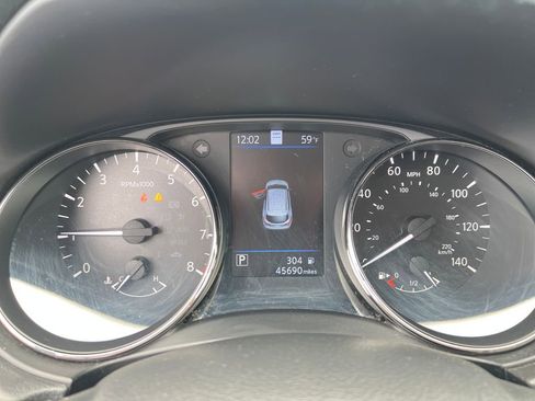 Used 2022 Nissan Rogue Sport SL w/ Premium Package image 21