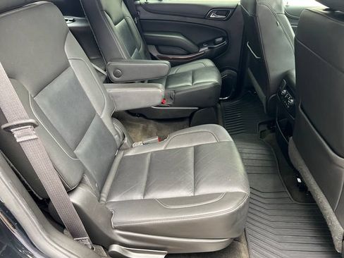Used 2018 GMC Yukon SLT w/ Premium Edition RWD image 17