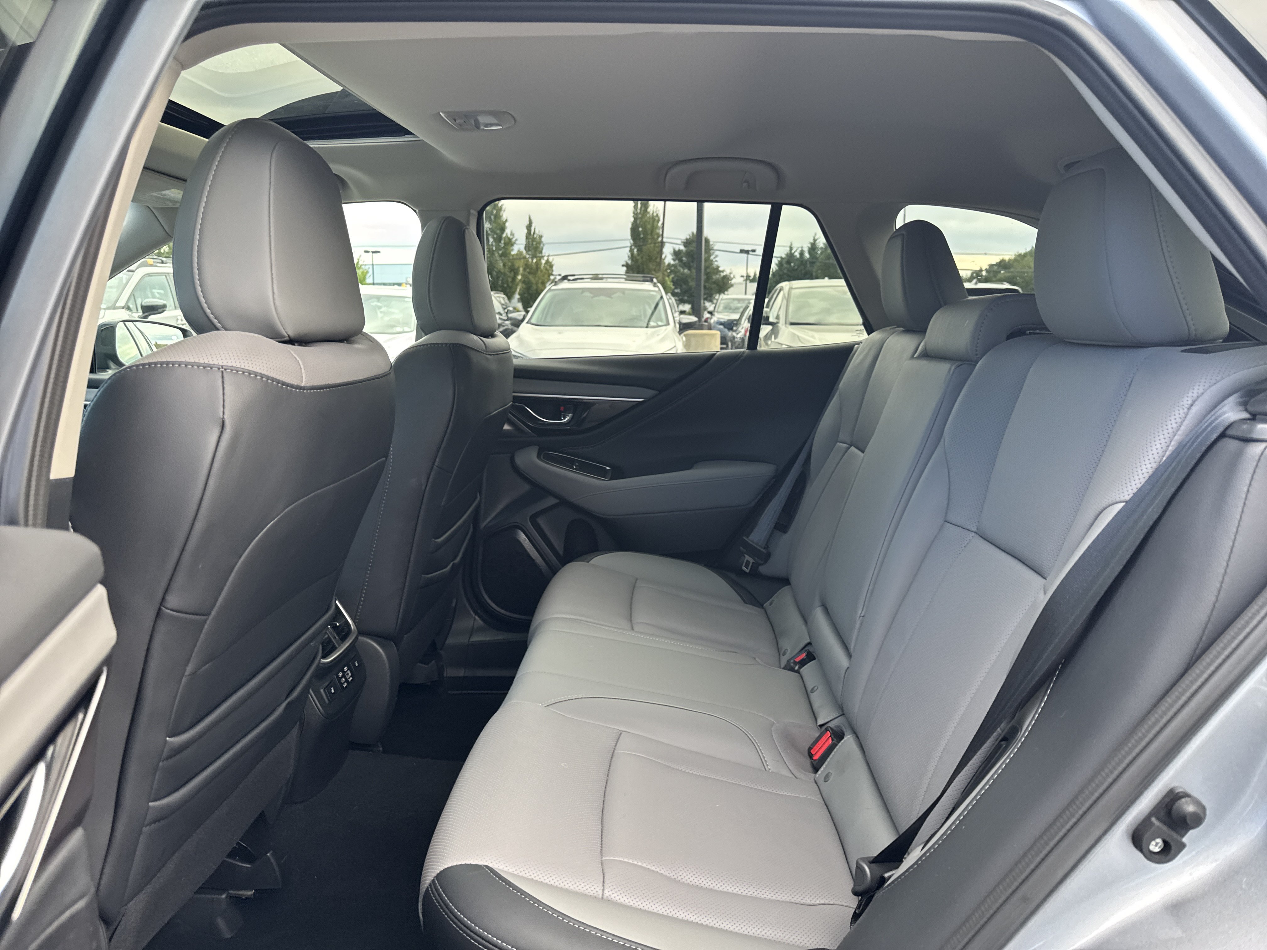 Used 2024 Subaru Outback Limited XT AWD/4WD image 22