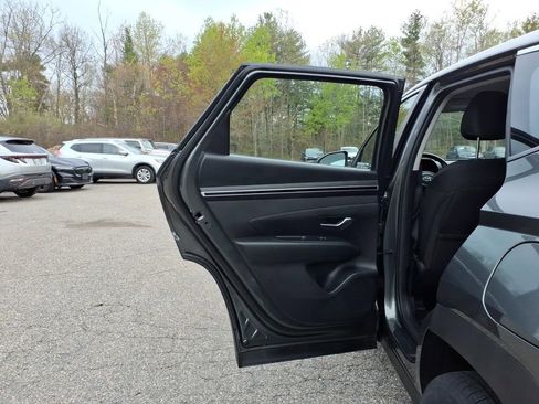 Certified 2023 Hyundai Tucson SE image 12