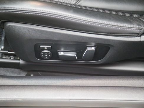 Used 2024 BMW M4 Competition RWD image 21