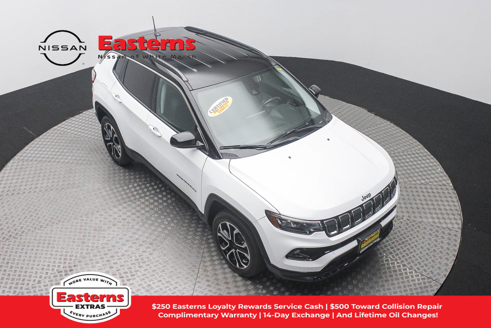 Used 2022 Jeep Compass Limited AWD/4WD image 3