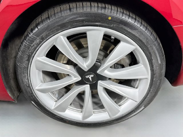 Used 2018 Tesla Model 3 Long Range AWD/4WD image 31
