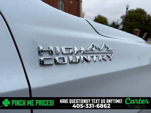 New 2026 Chevrolet Suburban High Country image 7