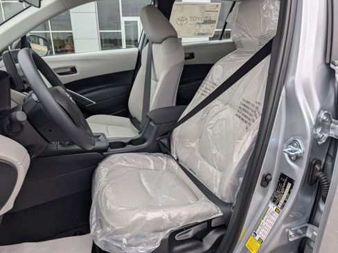 New 2026 Toyota Corolla Cross L image 11