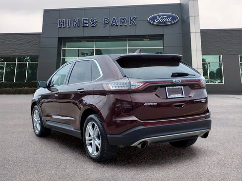 Used 2018 Ford Edge Titanium w/ Equipment Group 302A AWD/4WD image 5