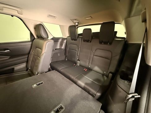 Used 2025 Nissan Pathfinder Platinum w/ Cargo Package image 19