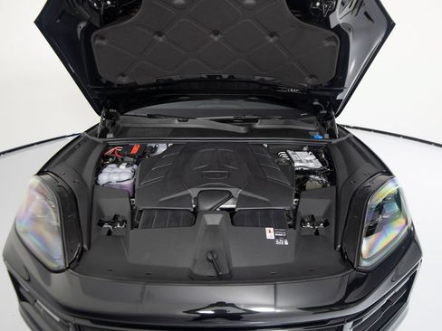 New 2026 Porsche Cayenne AWD/4WD image 47