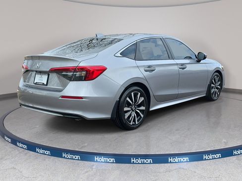 Used 2023 Honda Civic EX image 6