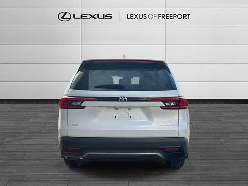 Used 2024 Toyota Grand Highlander Platinum image 6