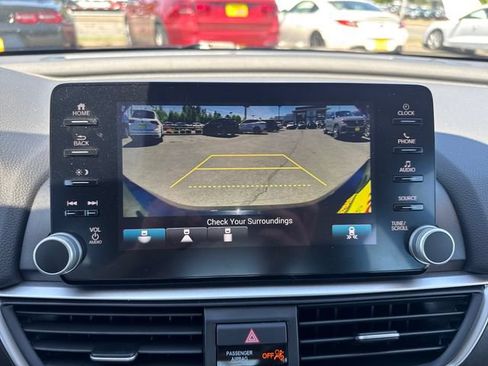 Used 2019 Honda Accord EX-L image 25
