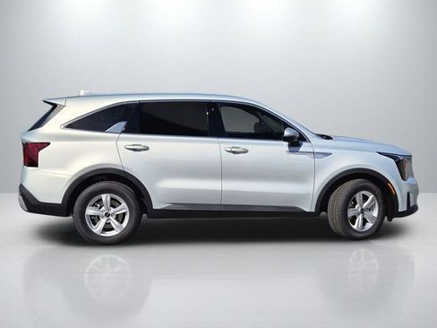 New 2026 Kia Sorento LX image 5