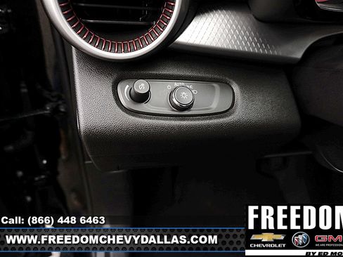 Used 2026 Chevrolet Trax RS w/ Driver Confidence Package image 27