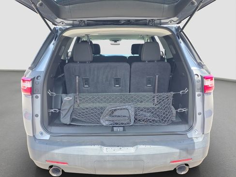 Used 2019 Chevrolet Traverse LS w/ LPO, Blackout Package FWD image 17