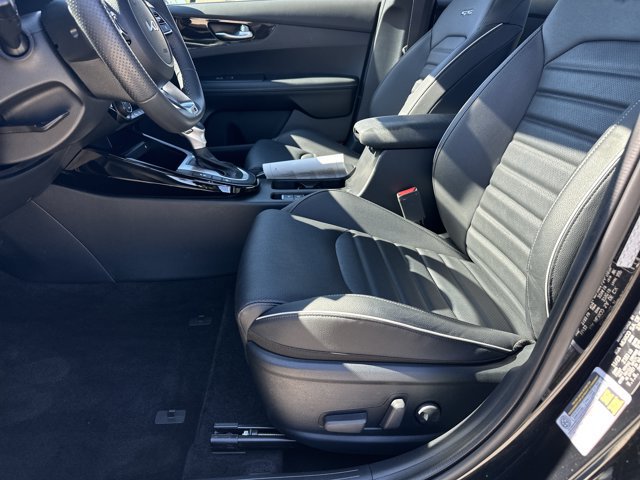 Certified 2024 Kia Forte GT-Line w/ GT-Line Premium Package FWD image 3