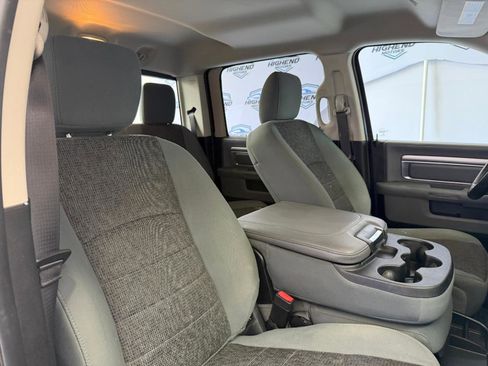 Used 2019 RAM 1500 Big Horn AWD/4WD image 24