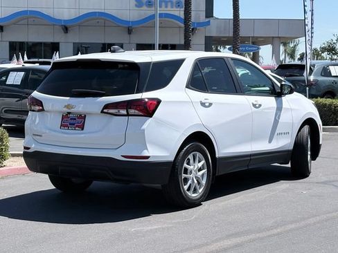Used 2023 Chevrolet Equinox LS w/ LS Convenience Package FWD image 5