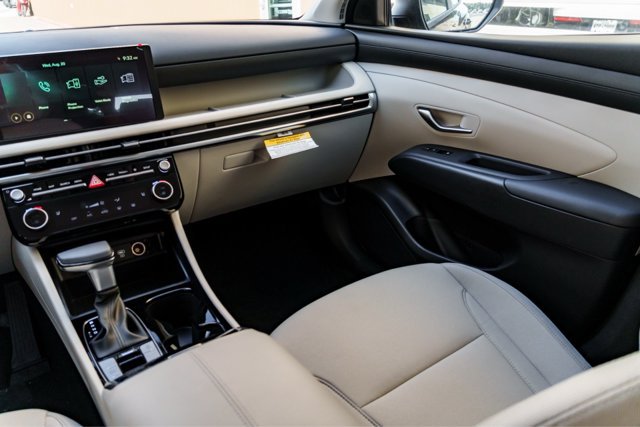 New 2026 Hyundai Tucson SEL FWD image 23