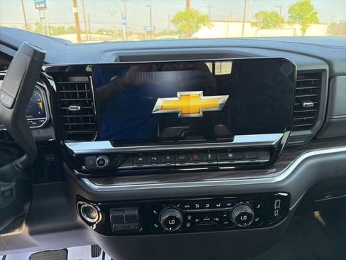 New 2025 Chevrolet Silverado 1500 LT w/ Safety Package RWD image 16