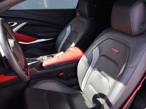 Used 2023 Chevrolet Camaro SS image 9