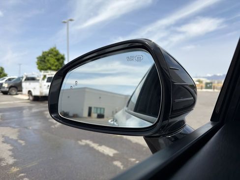 Used 2019 Kia Stinger GT2 image 4