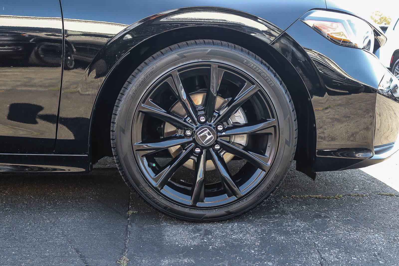 Used 2025 Honda Civic Sport image 10