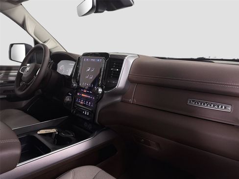 Used 2025 RAM 1500 Laramie w/ Bed Utility Group AWD/4WD image 27