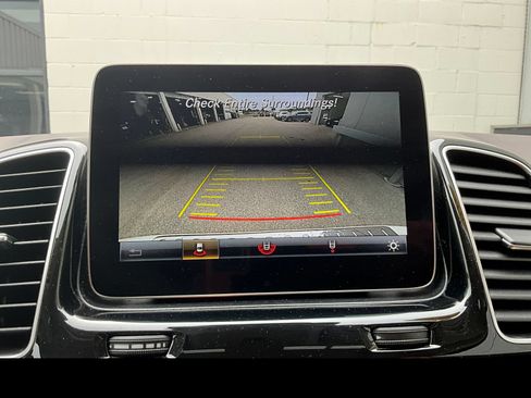 Used 2018 Mercedes-Benz GLE 350 4MATIC image 7