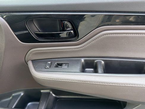 Used 2019 Honda Odyssey Elite image 24