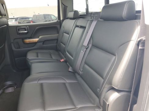 Used 2015 Chevrolet Silverado 2500 LTZ AWD/4WD image 27